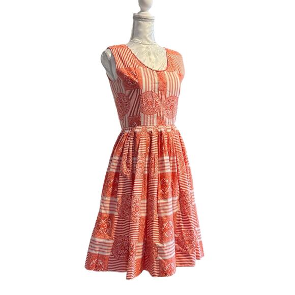 Vintage 1950s Sundress Sz Small Bernie Sobel Orange White Geometric Pleated - Picture 3 of 16